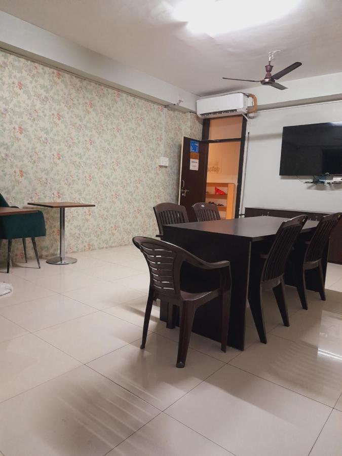 Homestay Ac Dormitory 新德里 外观 照片