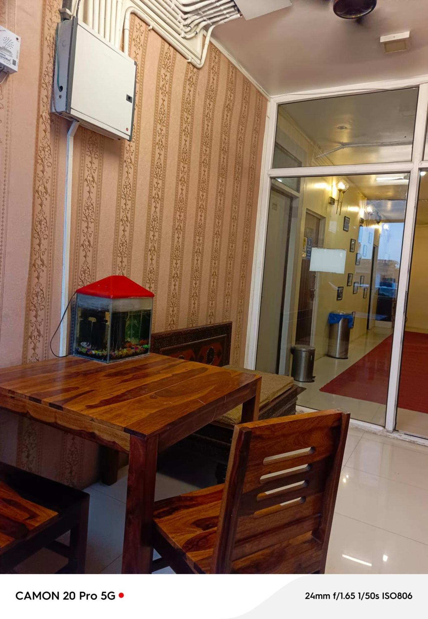 Homestay Ac Dormitory 新德里 外观 照片