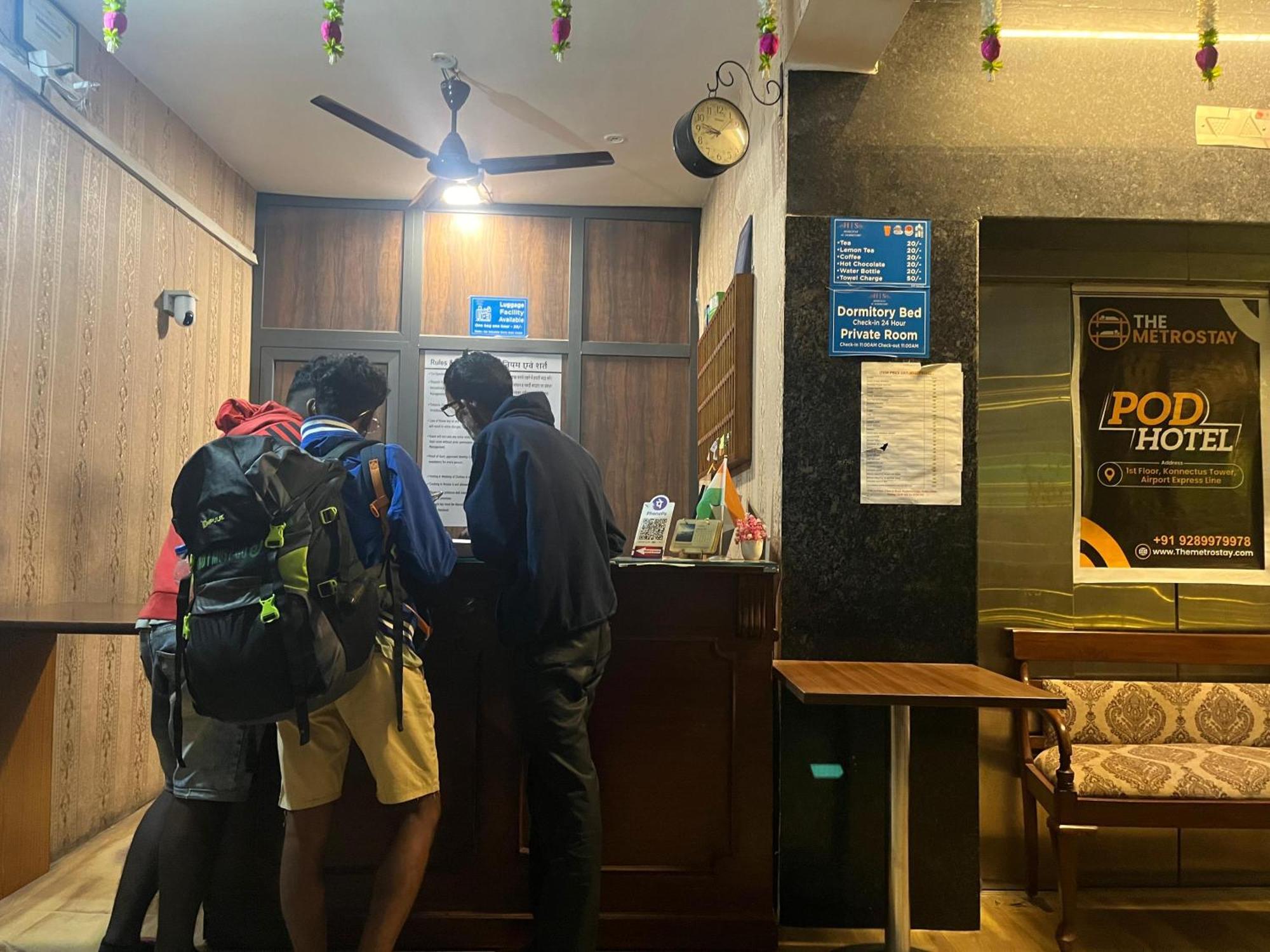 Homestay Ac Dormitory 新德里 外观 照片