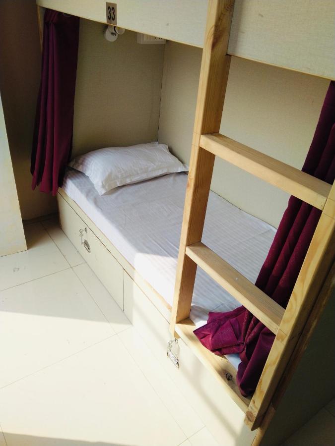 Homestay Ac Dormitory 新德里 外观 照片
